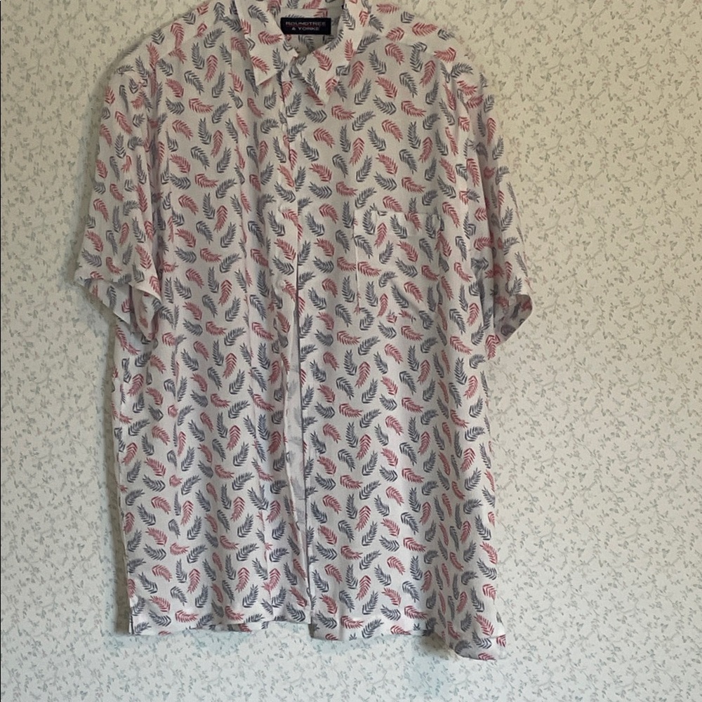 Roundtree & Yorke Red and Blue Paisley Men's Shirt